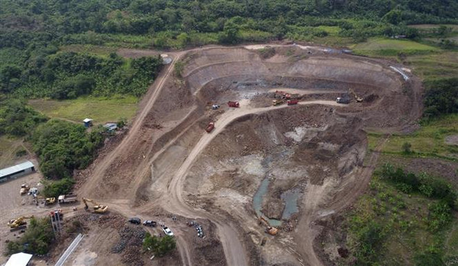 Thi công hạng mục trọng yếu trên Cao tốc Bắc-Nam xuyên dịp lễ ảnh 1