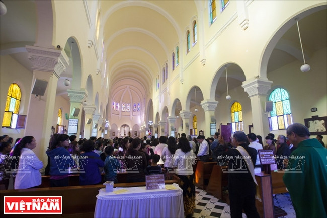 Nhà thờ Con Gà - Công trình kiến trúc cổ xưa nhất ở Đà Lạt ảnh 8