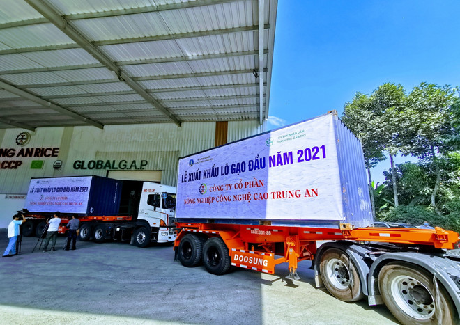 Lô gạo thơm xuất khẩu đầu năm 2021 đạt giá 750 USD mỗi tấn ảnh 1