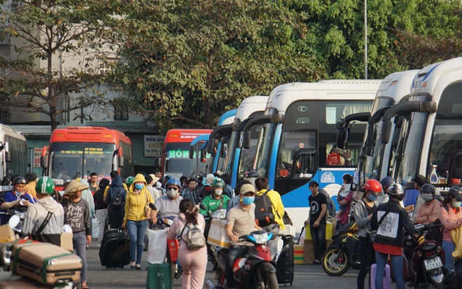 Đảm bảo phương tiện cho hành khách về quê đón Tết Nguyên đán ảnh 1