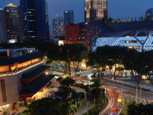 Singapore: Điểm "ăn chơi" hạng nhất sau 50 năm ảnh 1