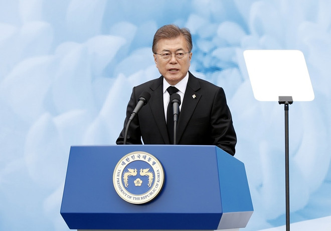 Tổng thống Hàn Quốc Moon Jae-in. (Nguồn: EPA/TTXVN) Đô đốc hải quân Hàn Quốc được chỉ định làm Bộ trưởng Quốc phòng ảnh 1