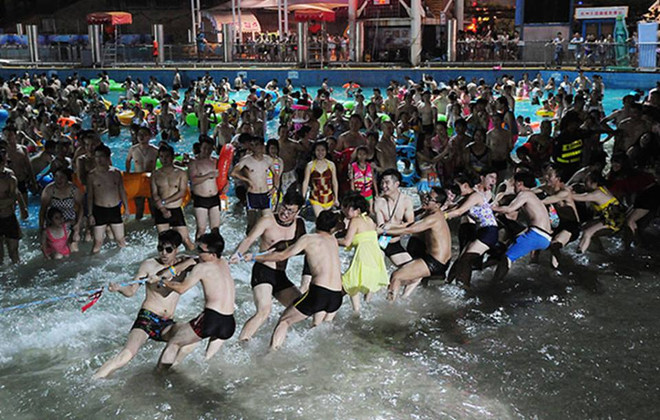 [Photo] Bức xúc với sự kiện thiếu tôn trọng phụ nữ ở Trung Quốc ảnh 5