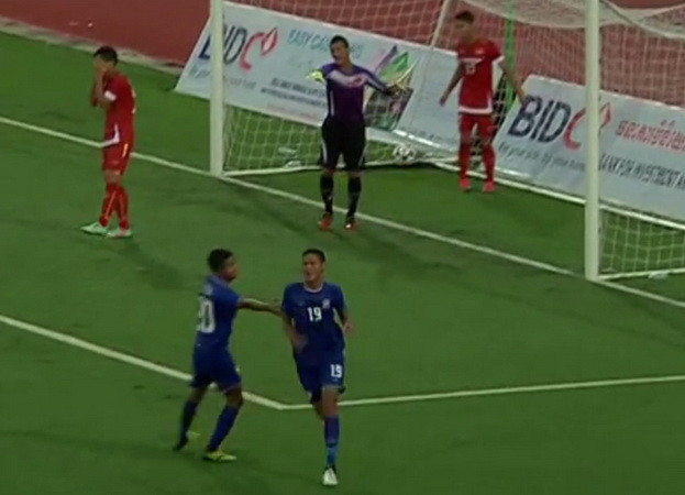 "Ôm hận" trước người Thái, U16 Việt Nam bị loại từ vòng bảng ảnh 1