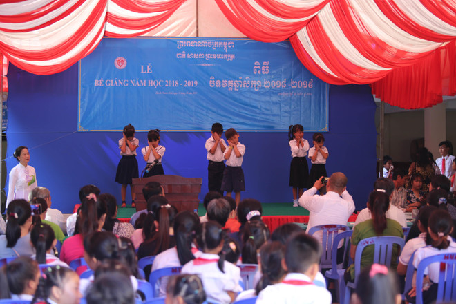 Trường tiểu học Tân Tiến của con em kiều bào tại Campuchia vượt khó ảnh 1