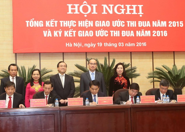 5 thành phố trực thuộc Trung ương ký giao ước thi đua năm 2016 ảnh 1