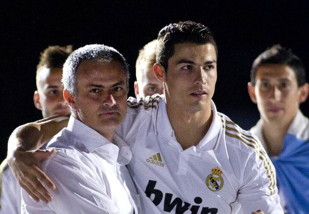 Mourinho phủ nhận mối quan hệ căng thẳng và ca ngợi Ronaldo ảnh 1