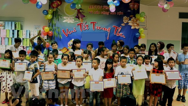 Trung thu ấm áp tại Khu nhà cứu trợ cộng đồng tại Nhật Bản ảnh 1