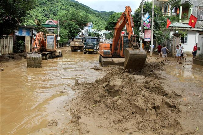 Hà Nội hỗ trợ nhân dân Nghệ An khắc phục hậu quả mưa lũ ảnh 1