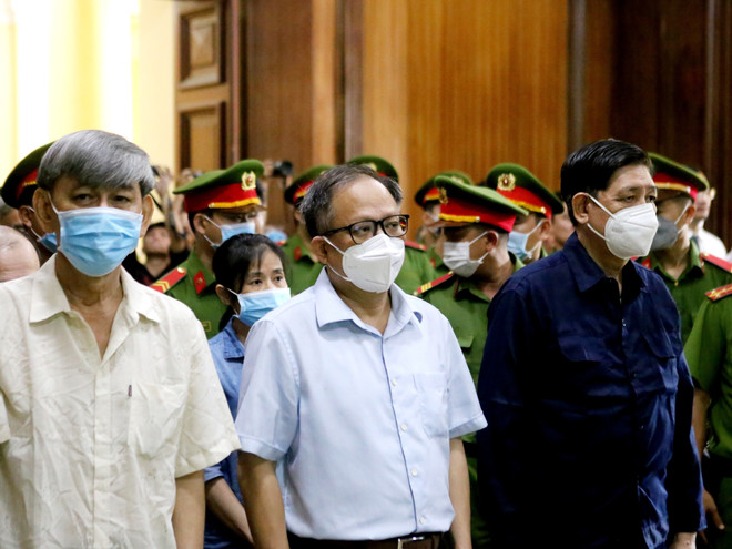 Ông Tất Thành Cang tiếp tục hầu tòa trong vụ "bán rẻ" dự án Phước Kiển ảnh 1