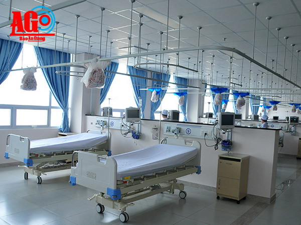 Một góc khu vực hậu phẫu bệnh viện đa khoa trung tâm An Giang. (Nguồn: Báo An Giang) Khánh thành bệnh viện có bãi đáp trực thăng trị giá 1.300 tỷ đồng ảnh 1