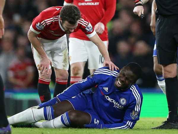 Chelsea nhận tin sốc sau trận "đại chiến" với Manchester United ảnh 1