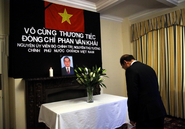 Thương mại Anh-Việt cất cánh dưới thời của Thủ tướng Phan Văn Khải ảnh 2