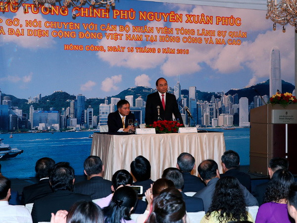 Thủ tướng gặp mặt cộng đồng người Việt tại Hong Kong và Macau ảnh 1