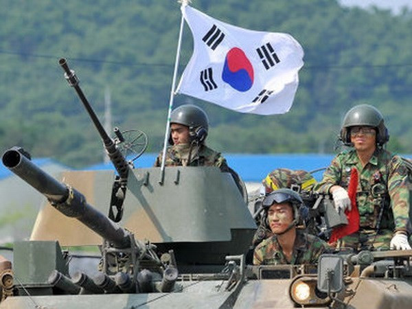 Lực lượng quân đội Hàn Quốc. (Nguồn: Reuters) Hàn Quốc chú trọng xây dựng hệ thống quân sự chiến lược ảnh 1