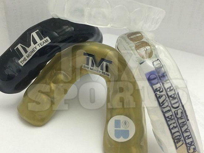 Võ sỹ Mayweather gây "sốc" với miếng bảo vệ răng giá 25.000 USD ảnh 2