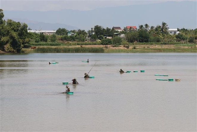 Đồng Nai: Tắm hồ, hai chị em ruột đuối nước thương tâm ảnh 1