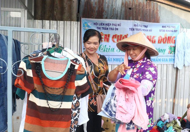 Vĩnh Long: Phiên chợ 0 đồng chia sẻ với người có hoàn cảnh khó khăn ảnh 3