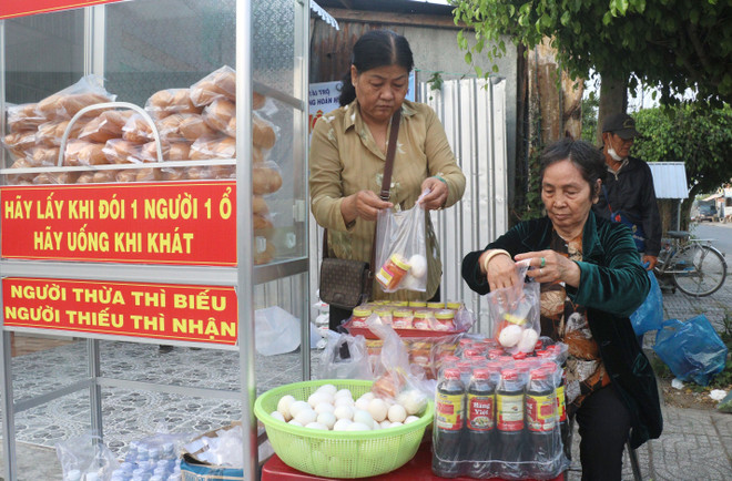 Vĩnh Long: Phiên chợ 0 đồng chia sẻ với người có hoàn cảnh khó khăn ảnh 2
