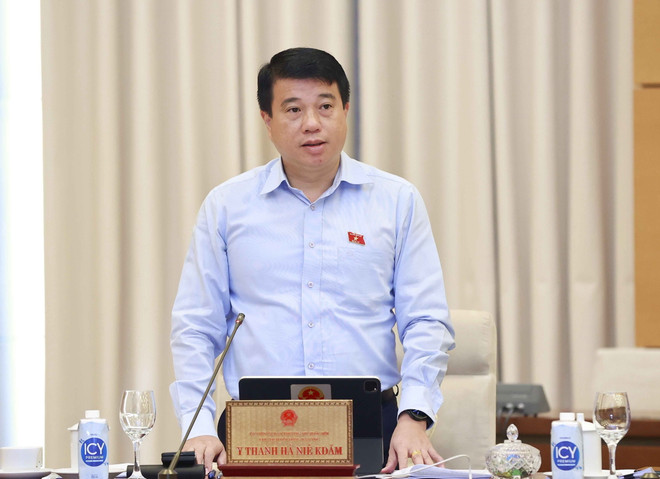 Cải cách tiền lương gắn với nâng cao chất lượng cán bộ, công chức ảnh 2