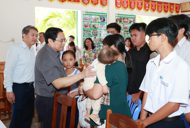 Thủ tướng Phạm Minh Chính thăm, làm việc tại tỉnh Khánh Hòa ảnh 2