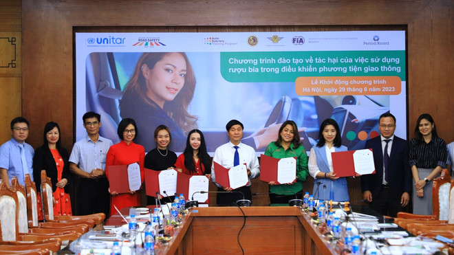 Nâng cao nhận thức về tác hại uống rượu bia khi điều khiển xe ảnh 2