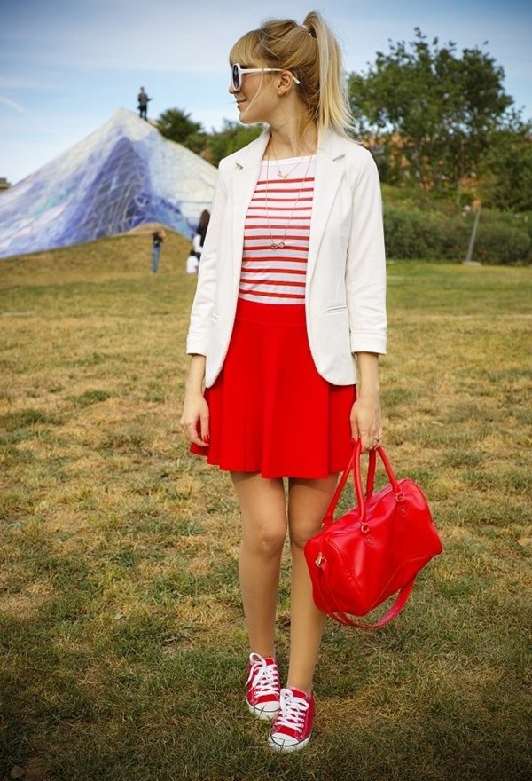 Những bí quyết chọn túi xách hợp với màu sắc trang phục ảnh 7