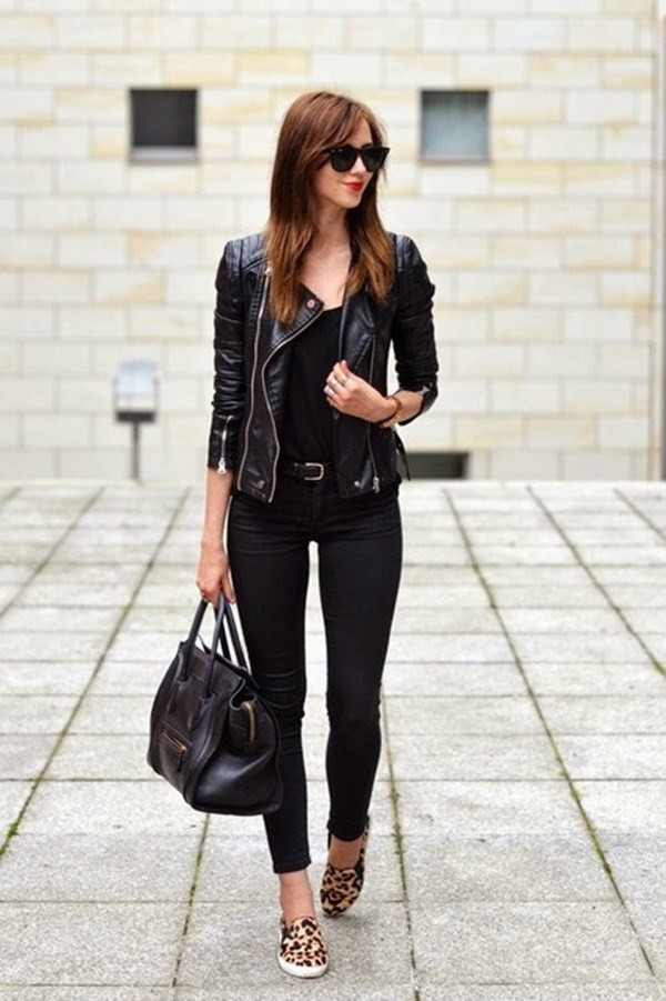 Những bí quyết chọn túi xách hợp với màu sắc trang phục ảnh 2