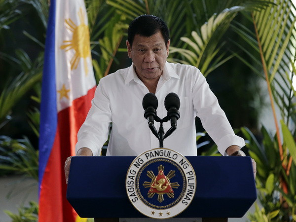 Tổng thống Duterte sẽ bỏ qua vấn đề nhân quyền nếu IS xuất hiện ảnh 1