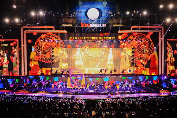 Đêm đông “nóng rực” với dàn sao khủng tại ‘Đại hỷ xuân 2017’ ảnh 1