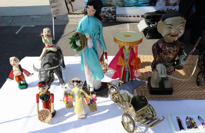 Việt Nam tham gia hội chợ có quy mô lớn nhất tại Canada ảnh 2