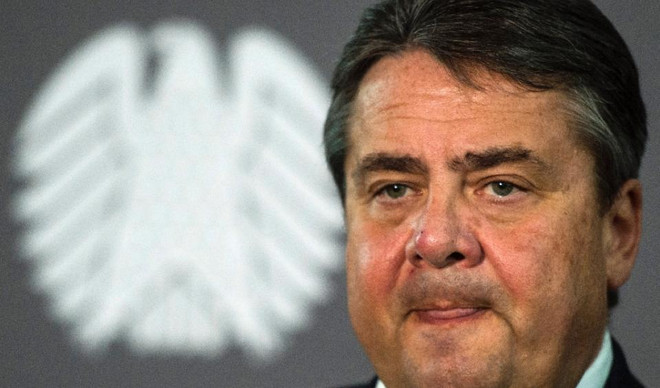 Phó Thủ tướng Đức Gabriel tới Nga “trao đổi ngắn” với ông Putin ảnh 1