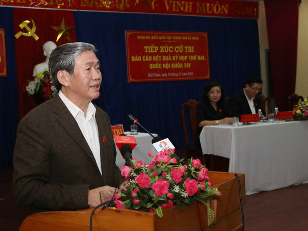Thường trực Ban Bí thư Đinh Thế Huynh trả lời ý kiến cử tri tại phường Hải Châu 2. (Ảnh: Trần Lê Lâm/TTXVN) Ủy ban Kiểm tra TW tiến hành kiểm tra trách nhiệm của ông Võ Kim Cự ảnh 1