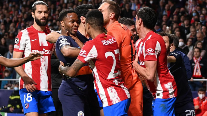 Cầu thủ Man City và Atletico cãi vã, suýt đánh nhau trong đường hầm ảnh 1