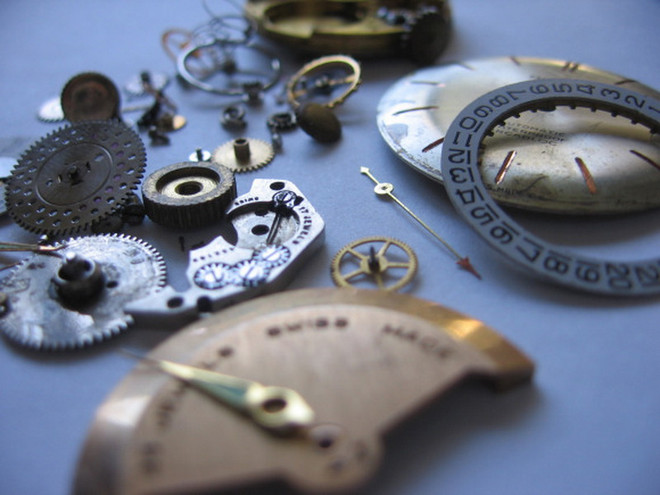 Cảnh sát kiện nghi phạm vì hỏng đồng hồ Rolex khi bắt tội phạm ảnh 1