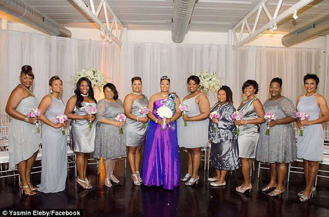 Một phụ nữ tự kết hôn vì không tìm thấy “nửa kia” trong mộng ảnh 1