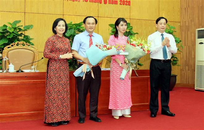 Bầu bổ sung hai Phó Chủ tịch UBND tỉnh Lạng Sơn nhiệm kỳ 2016-2021 ảnh 1