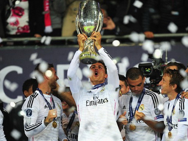Ronaldo rực sáng mang Siêu cúp châu Âu về cho Real Madrid ảnh 1