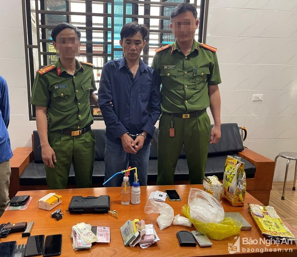 Bắt đối tượng quan trọng trong đường dây buôn ma túy xuyên quốc gia ảnh 1