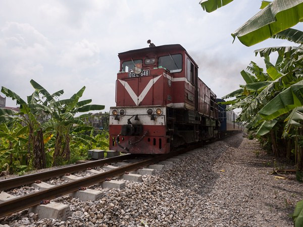 Rút ngắn thêm 40 phút chạy tàu từ Hà Nội-Lào Cai từ ngày 25/4 ảnh 1