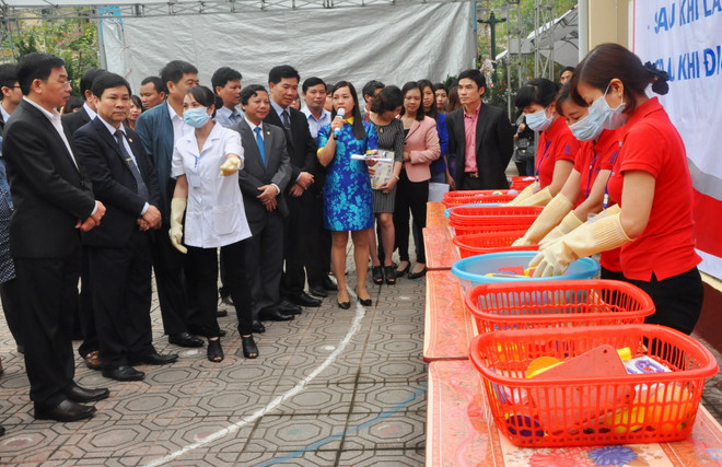 Hà Nội phát động chung tay phòng chống dịch bệnh tay chân miệng ảnh 1