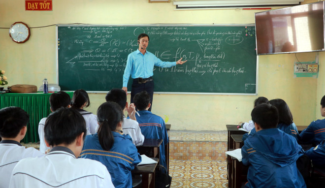 Chắp cánh ước mơ cho học trò chinh phục đỉnh cao tri thức ảnh 1