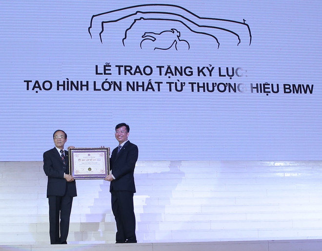 BMW nhận Kỷ lục Guinness về tạo hình lớn nhất từ thương hiệu ảnh 1