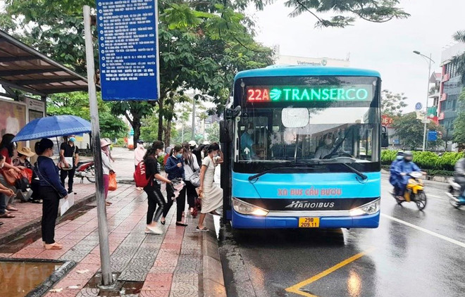 Xe buýt Hà Nội có bước chuyển biến mạnh mẽ, hút khách trở lại ảnh 1