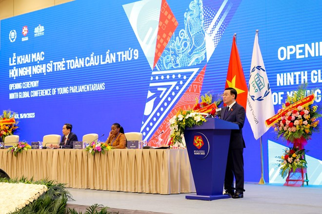 Chủ tịch Quốc hội Vương Đình Huệ phát biểu khai mạc Hội nghị Nghị sỹ Trẻ Toàn cầu lần thứ 9. (Nguồn: TTXVN) Phát biểu của Chủ tịch Quốc hội tại Hội nghị Nghị sỹ Trẻ Toàn cầu ảnh 1