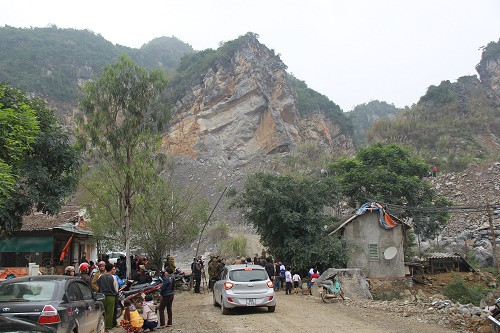 Sập mỏ đá tại Thanh Hóa khiến tám công nhân thương vong ảnh 1