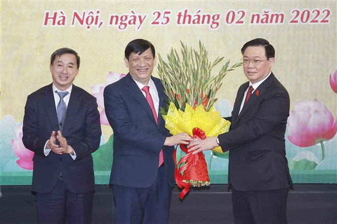 Tri ân "những chiến sỹ áo trắng" trong cuộc chiến không tiếng súng ảnh 2