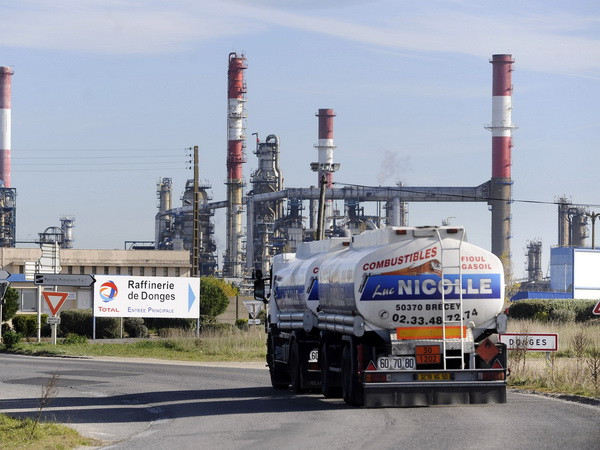 Total bị phạt nặng trong chương trình đổi dầu lấy lương thực cho Iraq ảnh 1