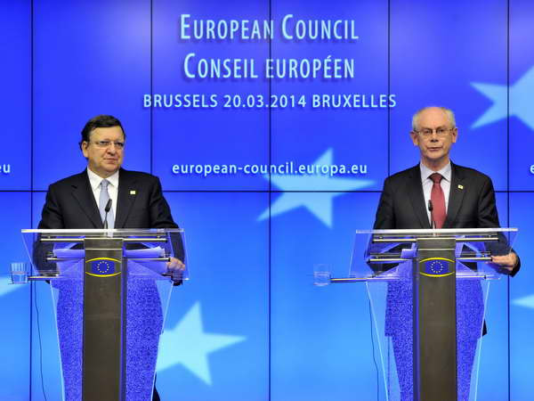 Phương Tây cấm vận Nga: Còn những sự lựa chọn nào? ảnh 1