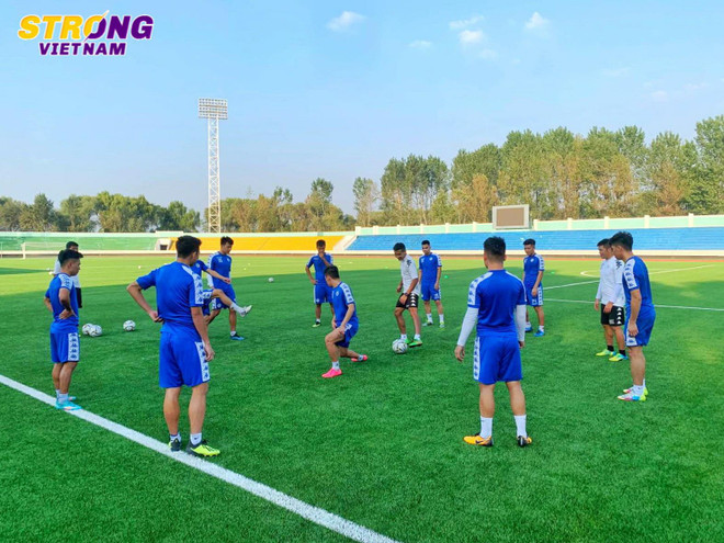 Hà Nội FC 'luyện công,' sẵn sàng cho trận đấu lịch sử với April 25 ảnh 2